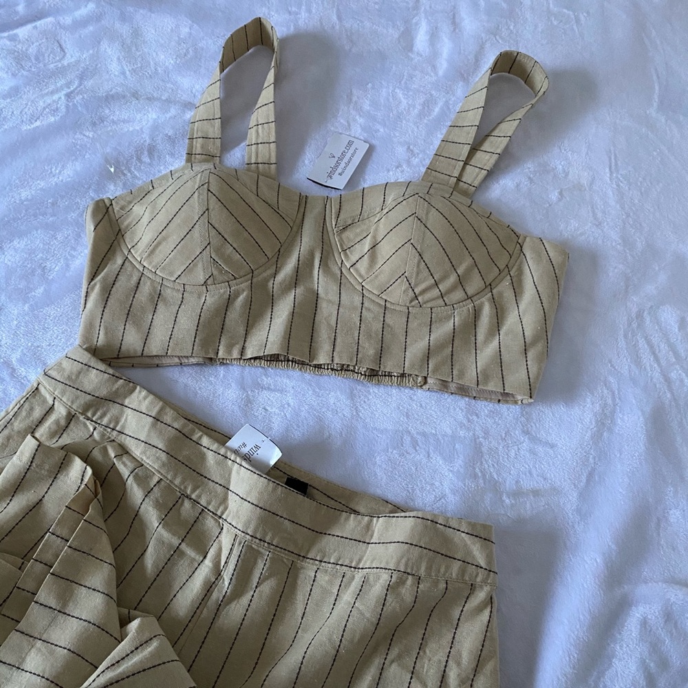 Top and bottoms💛